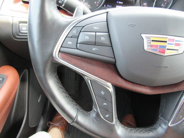 Certified 2023 Cadillac XT5 Sportv w/ Technology Package AWD/4WD image 18