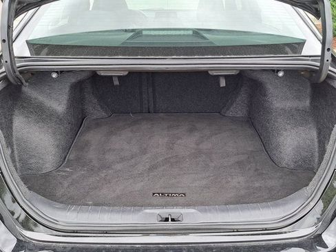 Used 2024 Nissan Altima 2.5 SV FWD image 28