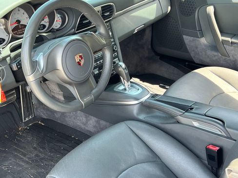 Used 2009 Porsche 911 Carrera S RWD image 4