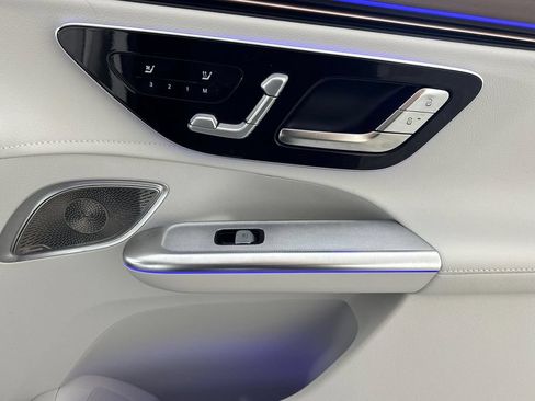 Certified 2026 Mercedes-Benz EQE 320+ SUV image 22