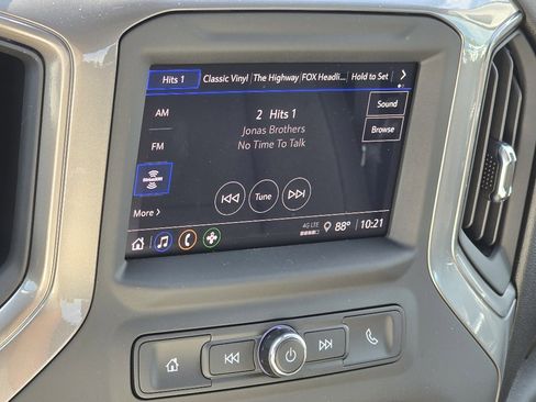 New 2026 Chevrolet Silverado 1500 Custom image 4