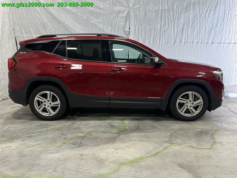 Used 2018 GMC Terrain SLE w/ Driver Convenience Package AWD/4WD image 14
