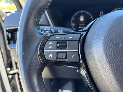 Used 2024 Honda CR-V EX-L image 27