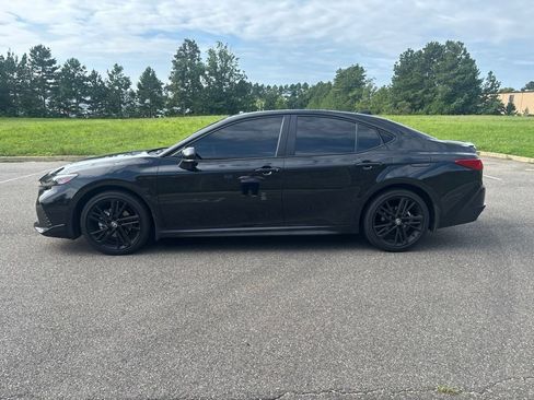 Used 2026 Toyota Camry Hybrid w/ Multimedia Upgrade Package AWD/4WD image 4