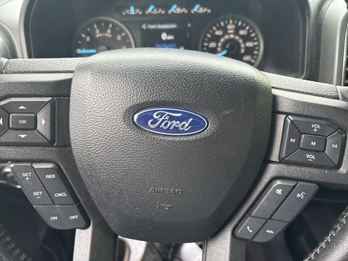 Used 2019 Ford F150 XLT w/ Equipment Group 302A Luxury AWD/4WD image 16