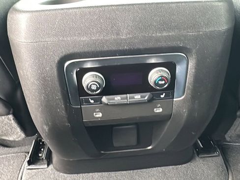 Used 2023 Chevrolet Tahoe Premier image 24