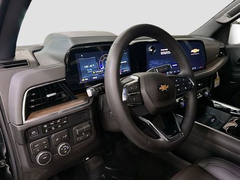 New 2026 Chevrolet Suburban High Country w/ Sun And Tow Package image 10