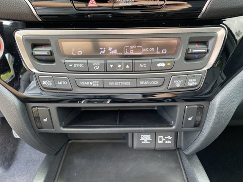 Used 2021 Honda Passport Touring image 23