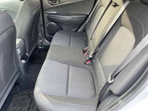 Used 2023 Hyundai Kona SEL AWD/4WD image 14