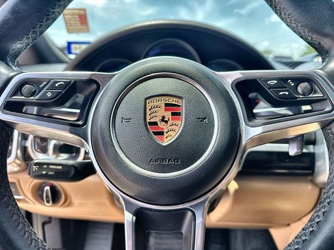 Used 2018 Porsche Cayenne Platinum Edition AWD/4WD image 12