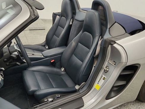 Used 2017 Porsche 718 Boxster S RWD image 24