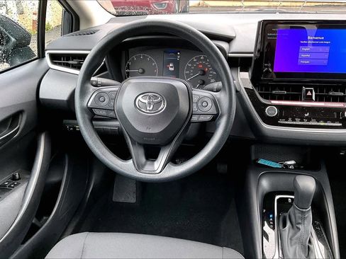 Certified 2025 Toyota Corolla LE image 5