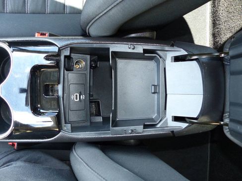 Used 2016 Ford Fusion SE FWD image 54