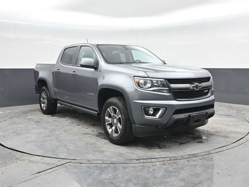 Used 2018 Chevrolet Colorado Z71 AWD/4WD image 7