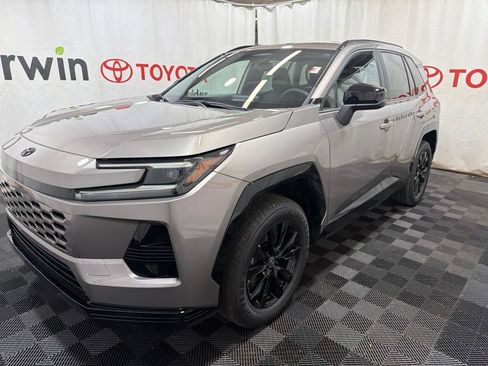 Used 2026 Toyota RAV4 SE w/ Weather Package AWD/4WD image 3