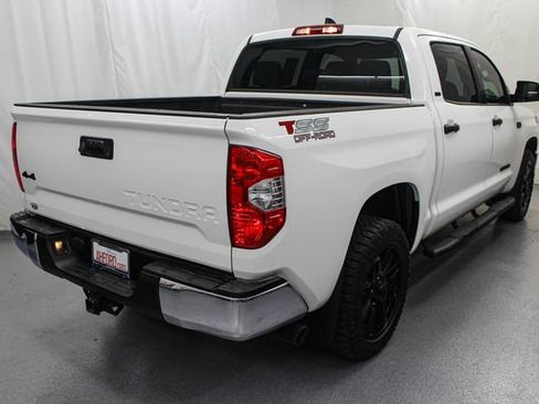 Used 2021 Toyota Tundra SR5 w/ SR5 Leather Package AWD/4WD image 10