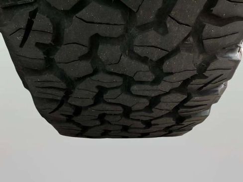 Used 2017 Jeep Wrangler Unlimited Sport w/ Connectivity Group AWD/4WD image 95