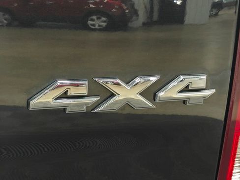 Used 2017 RAM 1500 Express AWD/4WD image 42
