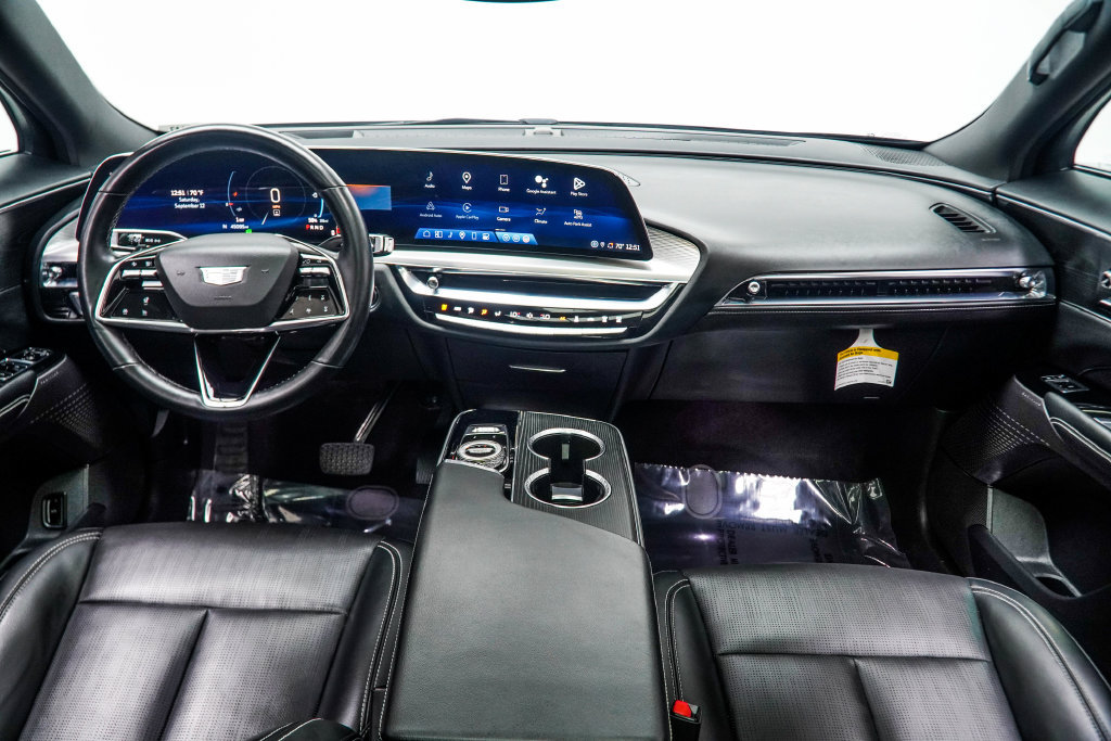 Used 2024 Cadillac Lyriq Luxury RWD image 5