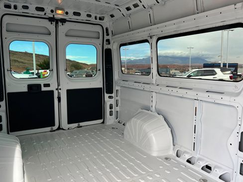 Used 2023 RAM ProMaster 3500 image 19