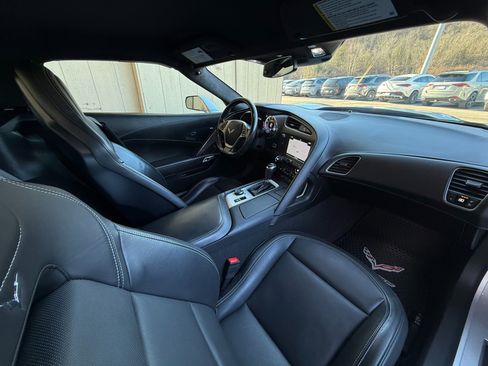 Used 2019 Chevrolet Corvette Stingray Convertible w/ 3LT Preferred Equipment Group image 19