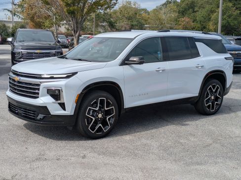 New 2026 Chevrolet Traverse High Country image 8