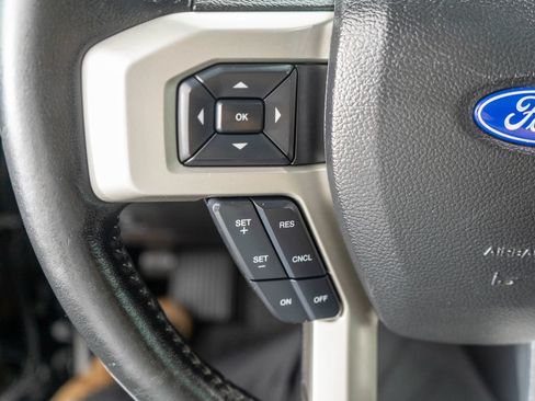 Used 2017 Ford F150 Lariat AWD/4WD image 15