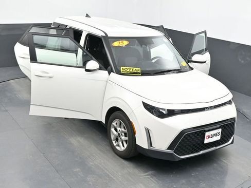 Used 2025 Kia Soul LX w/ LX Technology Package image 57