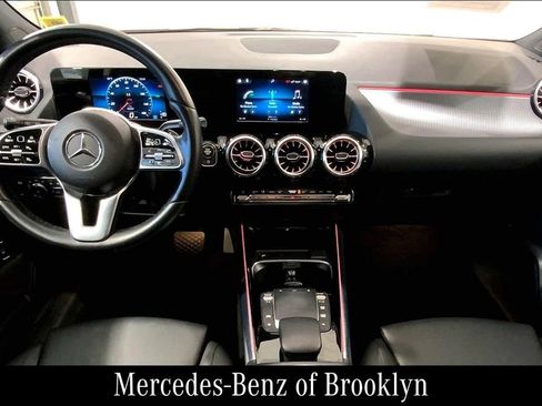 Certified 2023 Mercedes-Benz GLA 250 4MATIC image 16