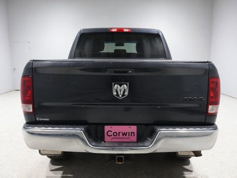 Used 2016 RAM 1500 ST w/ SXT Appearance Group image 3