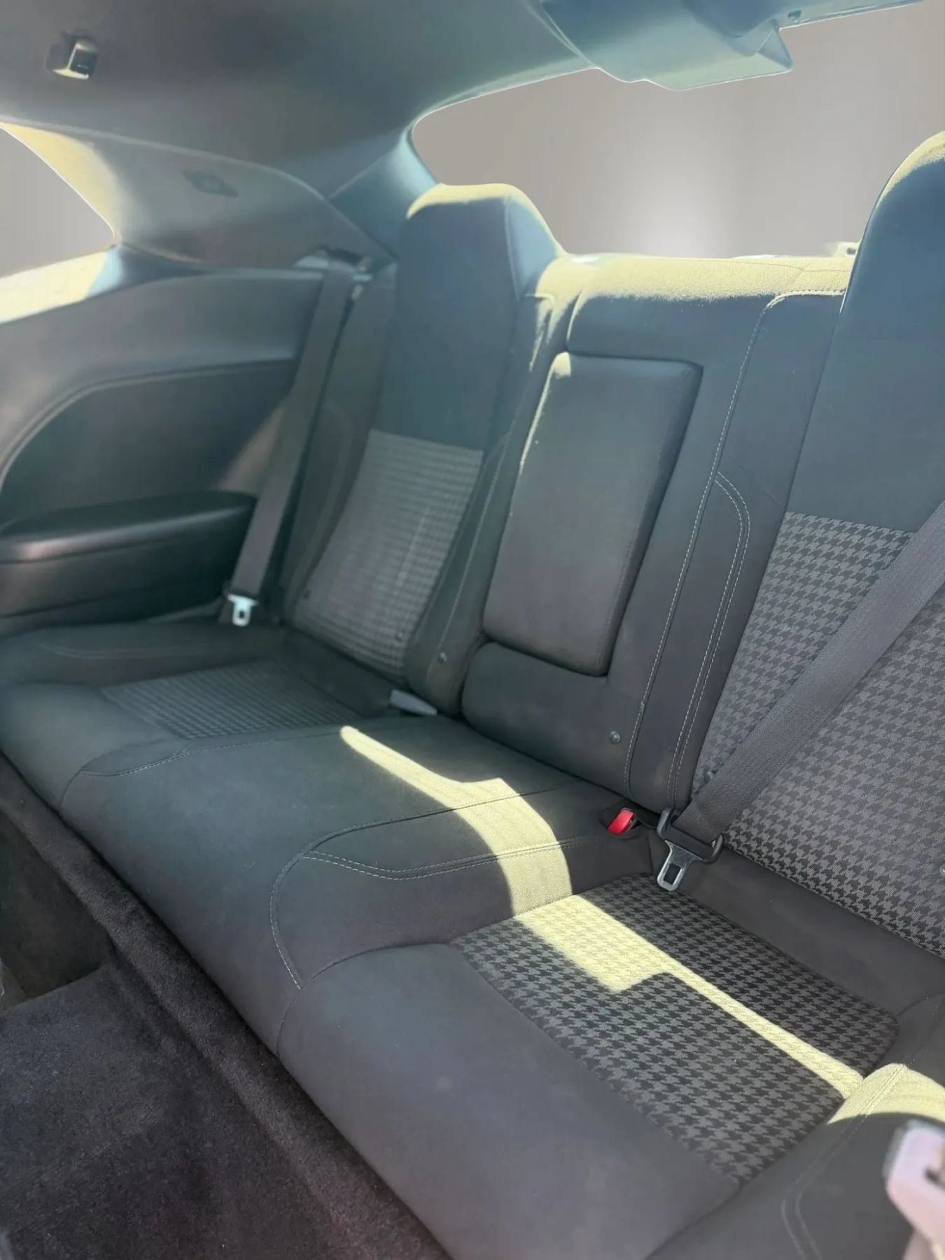 Used 2019 Dodge Challenger SXT RWD image 17