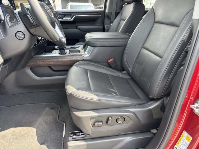 Used 2025 GMC Sierra 1500 SLT w/ SLT Premium Plus Package RWD image 17