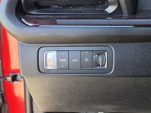 Certified 2025 Chevrolet Traverse Z71 w/ Enhanced Driving Package image 21