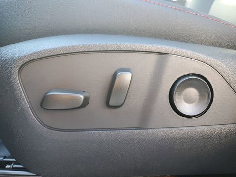 New 2026 Chevrolet Traverse Z71 w/ Driver Confidence Package image 24