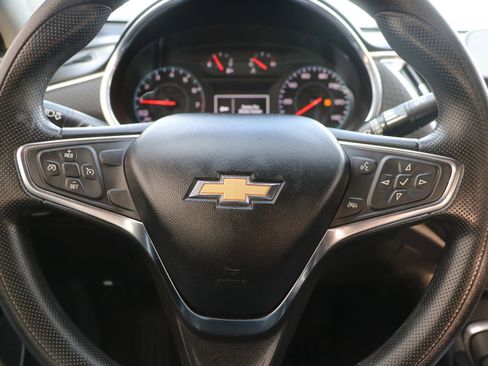 Used 2020 Chevrolet Malibu LT image 17