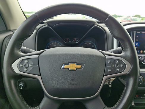 Used 2020 Chevrolet Colorado LT w/ LT Convenience Package RWD image 20