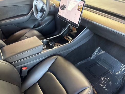 Used 2020 Tesla Model Y Performance AWD/4WD image 36