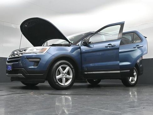 Certified 2018 Ford Explorer XLT FWD image 48