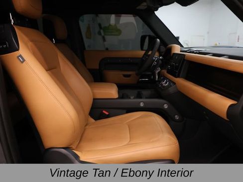 Used 2023 Land Rover Defender 90 V8 AWD/4WD image 17