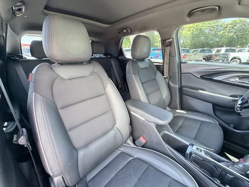 Used 2023 Chevrolet TrailBlazer RS w/ Sun and Liftgate Package AWD/4WD image 25