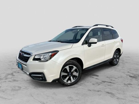Used 2017 Subaru Forester 2.5i Limited image 1