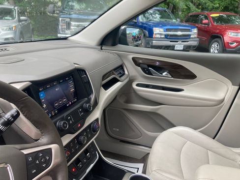 Used 2019 GMC Terrain Denali w/ Advanced Safety Package AWD/4WD image 15