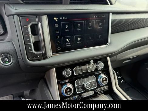 Used 2024 GMC Yukon Denali AWD/4WD image 21