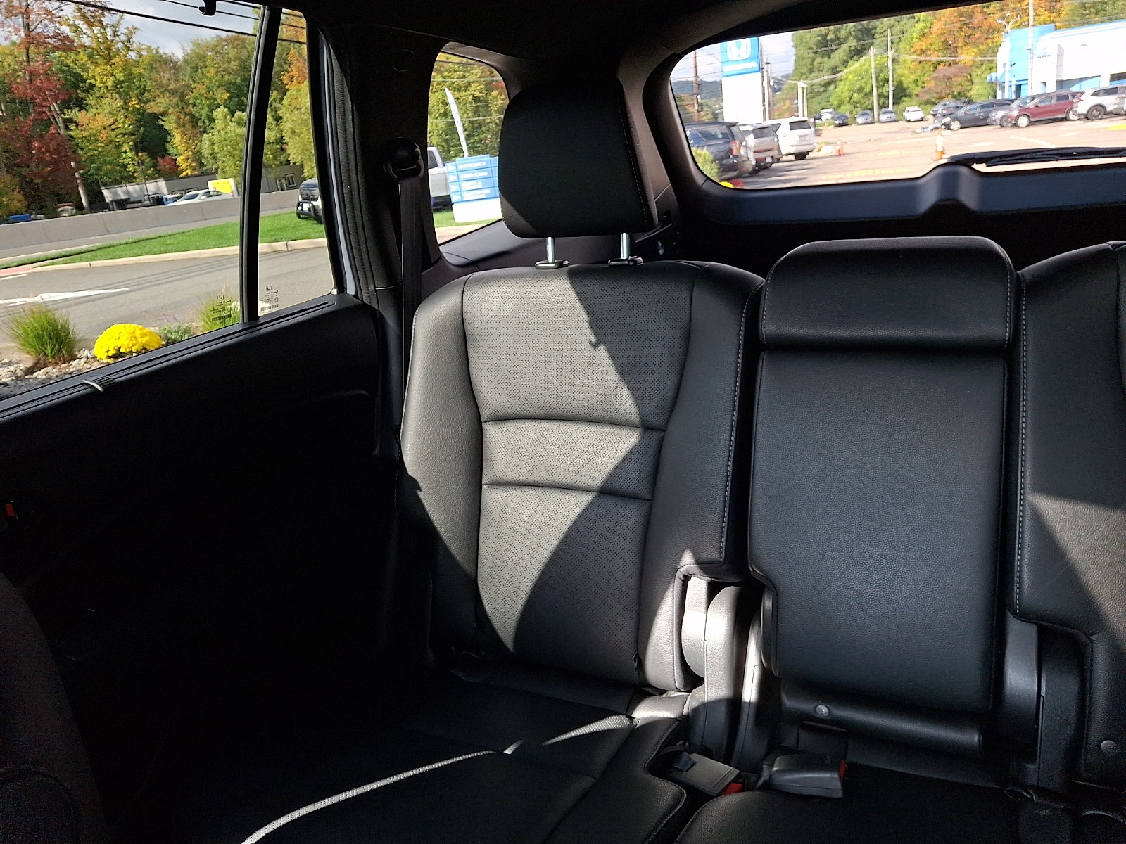 Used 2022 Honda Passport Elite image 18