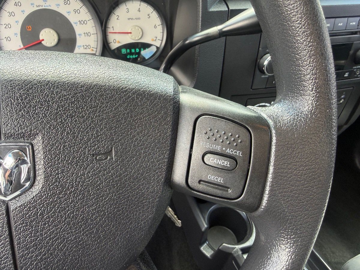 Used 2011 Dodge Dakota Big Horn RWD image 23