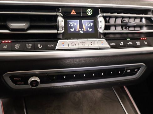 Used 2021 BMW X5 xDrive40i w/ Premium Package 2 image 9