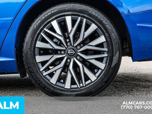 Used 2025 Nissan Altima 2.5 SV FWD image 17