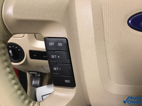 Used 2011 Ford Escape XLT image 48