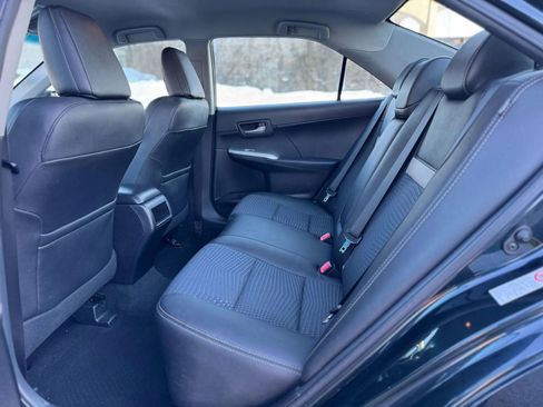 Used 2013 Toyota Camry SE FWD image 14
