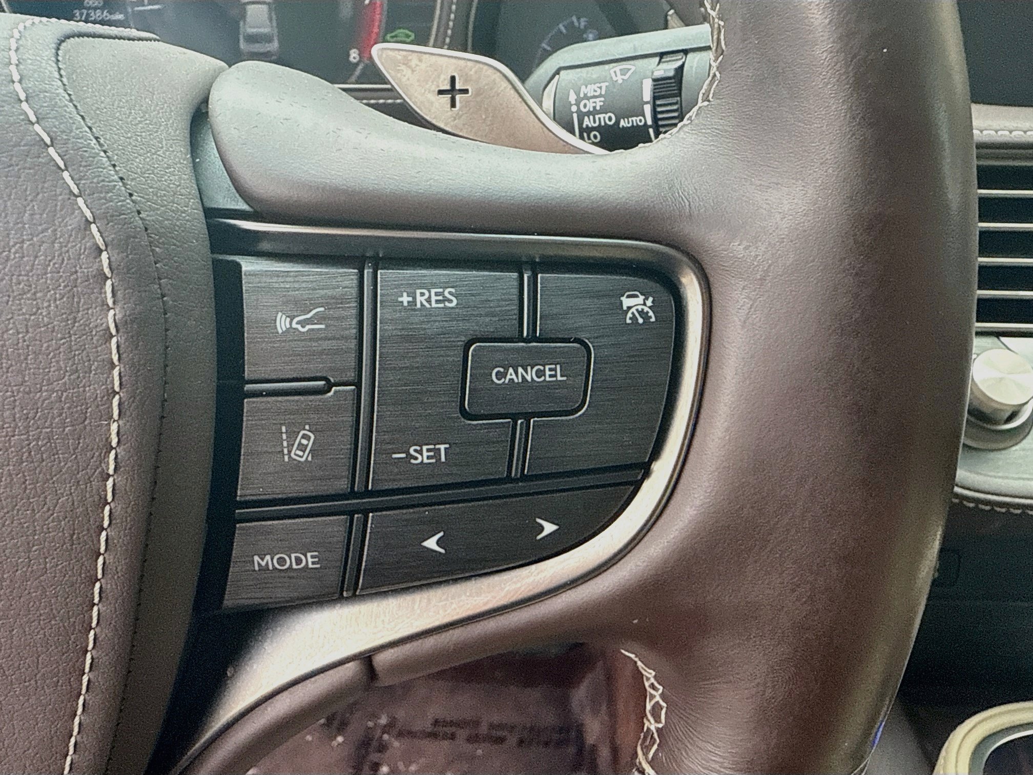 Used 2020 Lexus LS 500 w/ Interior Upgrade Package RWD image 37